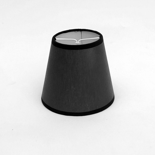 Linea Koleksiyonu – El Yapımı Açık Gri Kumaş Siyah Bantlı Aplik Şapkası, 14 cm